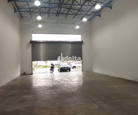 Galpão disponível para Locação no bairro Shopping Park em Uberlândia-MG