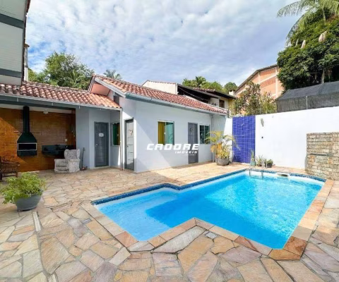 Casa Semi Mobiliada 3 Dormitórios Sendo 1 Suíte e Uma Bela Piscina! | Cadore Imóveis