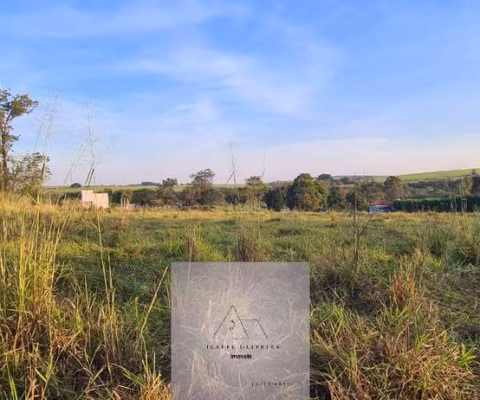 Terreno à venda em Cesário Lange-SP, bairro Chácara Três Dias, 5.200,00 m² de área. Aproveite!
