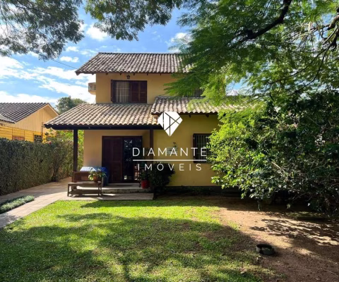 Casa com 2 quartos à venda na Avenida Orleaes, Guarujá, Porto Alegre