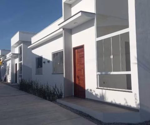 Casa com 2 dormitórios à venda, 64 m² por R$ 320.000,00 - Jardim Campomar - Rio das Ostras/RJ