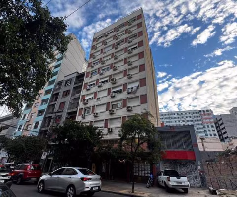 Cobertura de 1 dormitório podendo ser 2 dormitórios com garagem Cidade Baixa - P