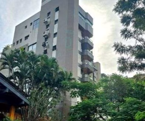 Apartamento em Porto Alegre, no bairro Auxiliadora, com 4 dormitório(s), e 4 ban