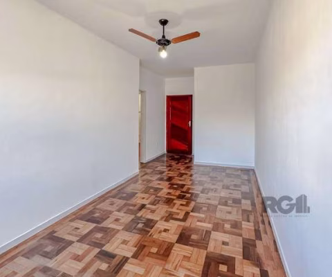 Ótimo apartamento  de 2 dormitórios, sala de estar e sala de jantar, banheiro so