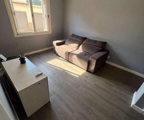 Apartamento com 03 quartos no Bairro Santa Tereza em Porto Alegre.