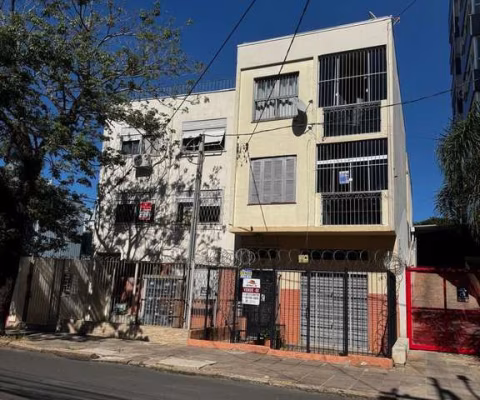 Apartamento de 2 dormitório reformado - Cód. 390828-RP