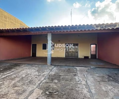 Casa para Venda em Bauru, vila Engler, 3 dormitórios, 1 suíte, 3 banheiros, 5 vagas