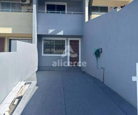 Sobrado à venda com 2 quartos , 68m² em Bela Vista Palhoça