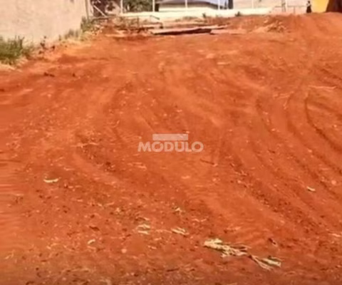 TERRENO à venda, CIDADE JARDIM - Uberlândia/MG