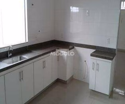 Casa Comercial para locação, bairro Martins