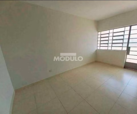 Apartamento residencial para locação no Centro da Cidade