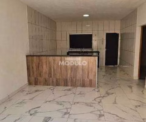Casa com lazer no quintal no bairro Shopping Park