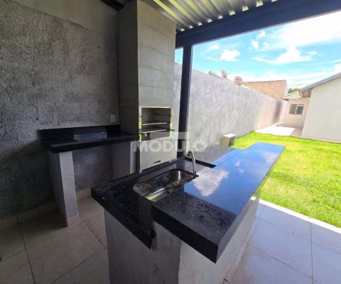 Casa Res. Pequis com 2 quartos, 2 banheiros, quintal, espaço gourmet