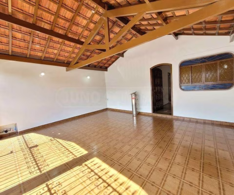 Casa para aluguel, 3 quartos, 2 vagas, Vila Rezende - Piracicaba/SP