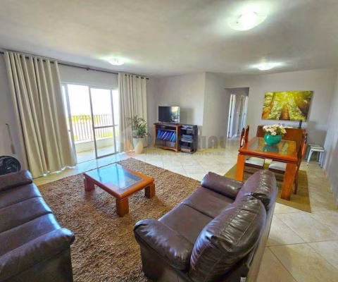 Apartamento à venda em Caraguatatuba, centro, com 3 quartos, 130m²