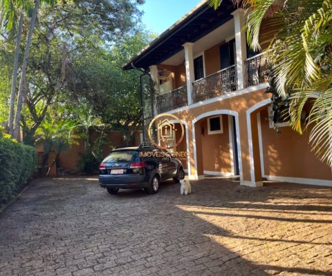 Casa em cond á venda de 527m²,com 6 dorm,4 suítes, bairro Palmeiras em Campinas