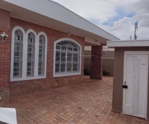 Casa de 175m² com 03 quartos para locação - Ipiranga