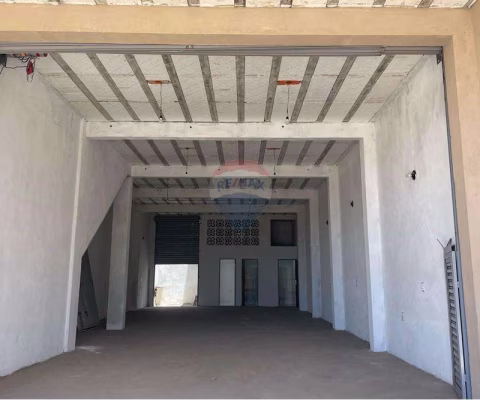 Prédio comercial na Av. Moema Tinoco
