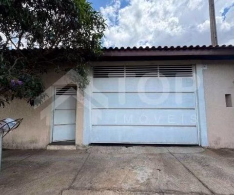 Linda casa no bairro Jardim Araucária com 2 dormitórios