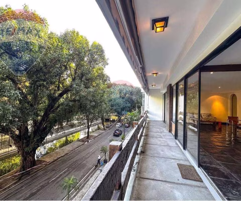 Apartamento exclusivo no Leblon com vista para Pedra da Gávea e Cristo!