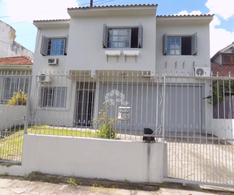 Casa com 7 quartos à venda na Rua Engenheiro Ryff, 137, Jardim São Pedro, Porto Alegre