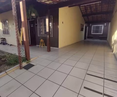 Casa para Venda em Rio das Ostras, Jardim Marilea, 3 dormitórios, 1 suíte, 3 banheiros, 2 vagas