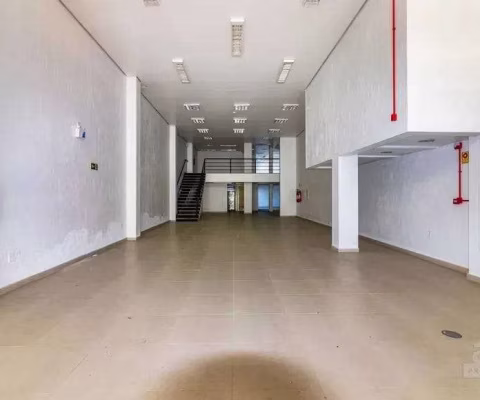 Loja para locação com 370 m² no  Passo da Areia, Porto Alegre, RS