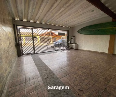 Casa com 02 dormitórios no Caiçara, á 400 metros da praia!!!