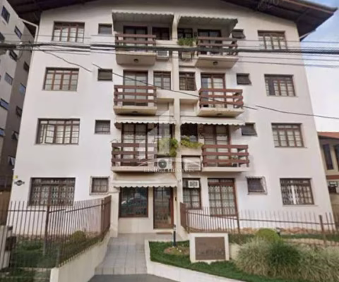 Apartamento térreo com 2 quartos no Santo Antônio!