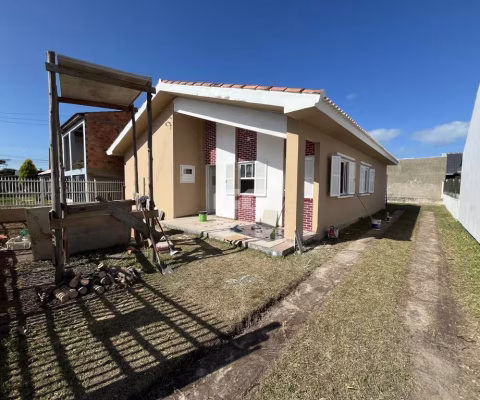 CIDREIRA - CASA 4 DORMITÓRIOS NO CENTRO DE CIDREIRA A VENDA
