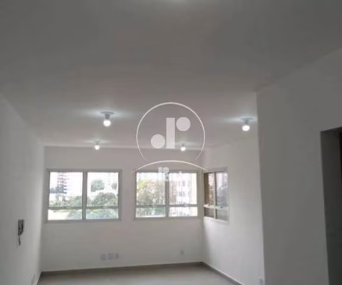 Sala comercial a venda com 36m², 1 lavabo, 1 vaga, no Centro de Santo André/SP.