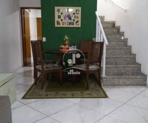 Sobrado à venda em Santo André-SP na Vila Cecília Maria: 3 quartos, 3 suítes, 1 sala, 4 banheiros, 2 vagas e 96m²!