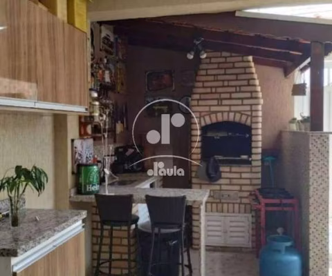 Imperdível Sobrado à Venda na Vila Cecília Maria em Santo André-SP: 3 Quartos, 1 Suíte, 2 Banheiros, 4 Vagas de Garagem, 178m²!