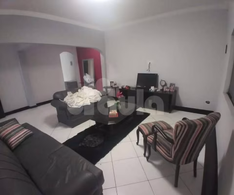 Sobrado residencial 225m², com 3 quartos sendo 2 suítes, 2 vagas, churrasqueira, na Vila Bela Vista em Santo André.