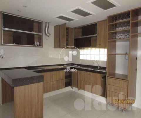 Casa Térrea Com 274m² de área construída, e 292 de terreno .