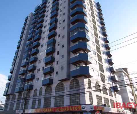Apartamento com 2 quartos para alugar na Rua Adhemar da Silva, 691, Kobrasol, São José