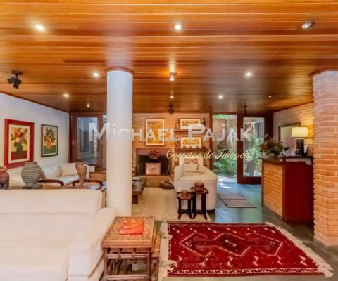 Casa tipo para venda com 4 quartos, sendo 2 suítes - Michael Pajak (11) 99996-4550