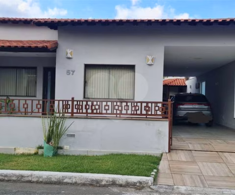 Condomínio com 3 quartos à venda em Campo Grande - RJ