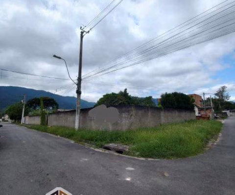 Terreno à venda no Perequê Mirim, Caraguatatuba 