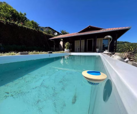 Sítio maravilhoso com piscina Em Faria Lemos