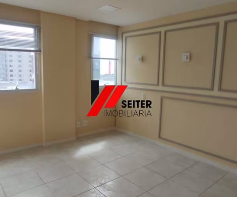 Sala comercial com 2 ambientes na agronômica 46 m2