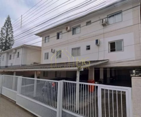 Apartamento com 2 dormitórios em ótima localização