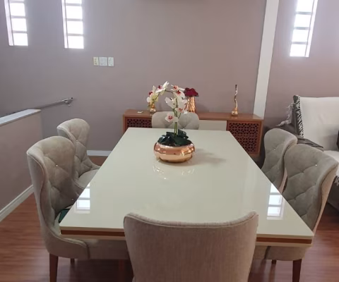 Excelente casa Sobreposta alta