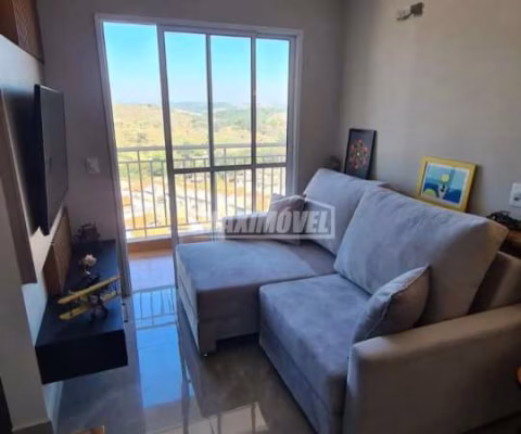 Apartamento com 2 Quartos, 1 vaga e sacada - Resid. Villa Piemonte