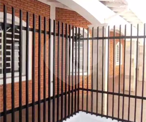 Casa com 7 quartos para locação em Vila Cardia - SP