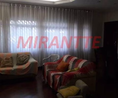 Casa terrea de 239m² com 4 quartos em Casa Verde