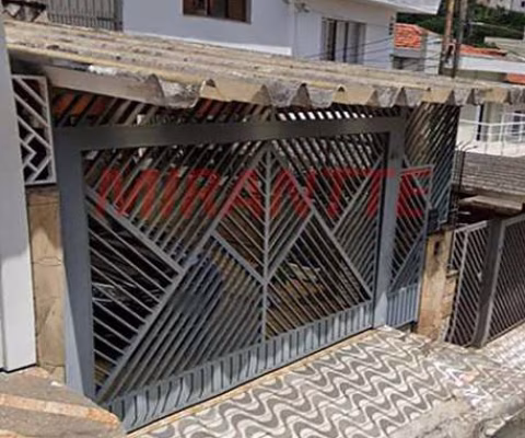 Sobrado de 211m² com 3 quartos em Água Fria