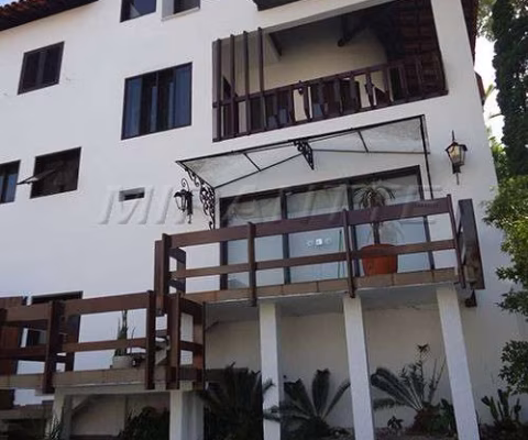 Sobrado de 302m² com 3 quartos em Jardim França