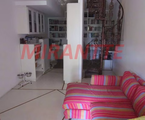 Sobrado de 124m² com 2 quartos em Jardim Ester