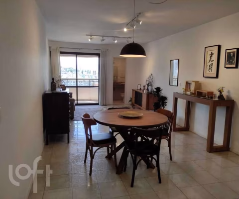 Apartamento à venda em Balneário com 156 m², 4 qua